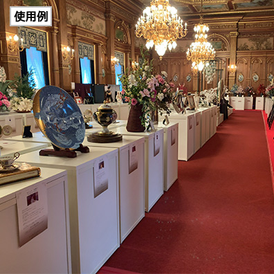 スクエア展示台(側板付) H300